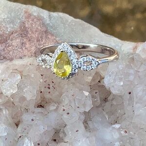 YELLOW SAPPHIRE & CUBIC ZIRCONIA 925 STERLING SILVER RING, SIZE 7.5